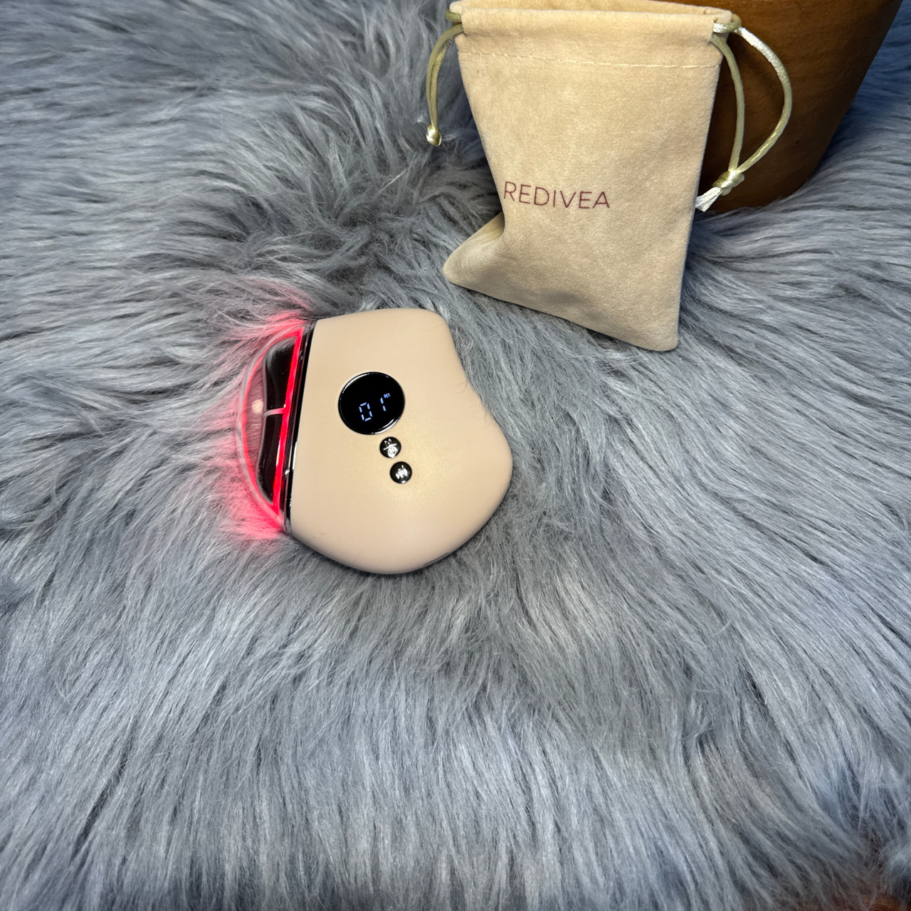 Redivea Glow™ – Gua Sha électronique à lumière rouge